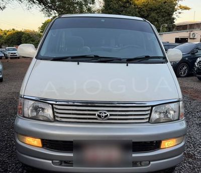Toyota Regius miniatura 2
