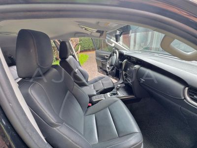 Toyota Fortuner miniatura 5