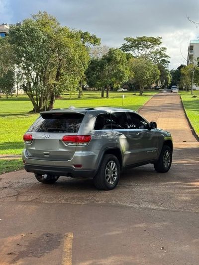 Jeep Grand Cherokee miniatura 3