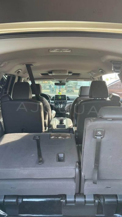 Honda Odyssey miniatura 4