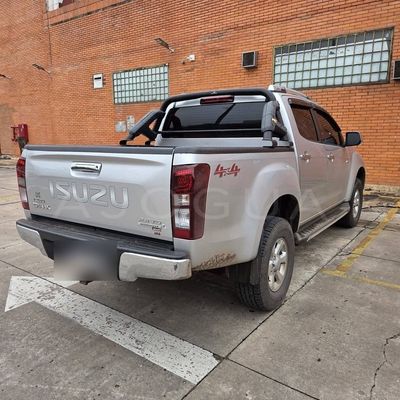 Isuzu D-MAX miniatura 4