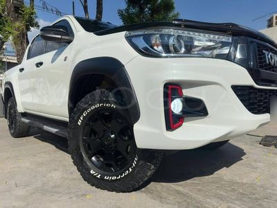 Toyota Hilux miniatura 7