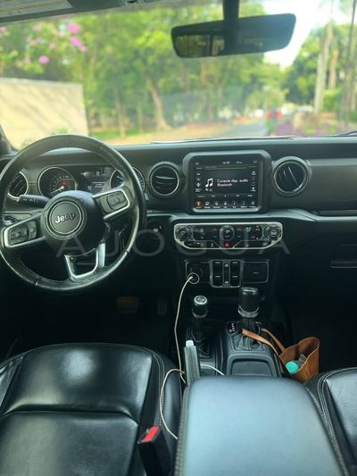 Jeep Wrangler miniatura 4