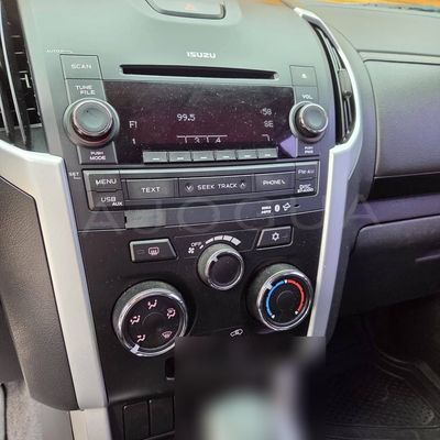 Isuzu D-MAX miniatura 8