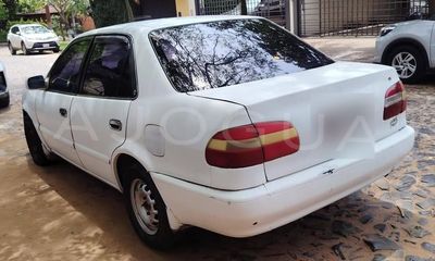 Toyota Corolla miniatura 9