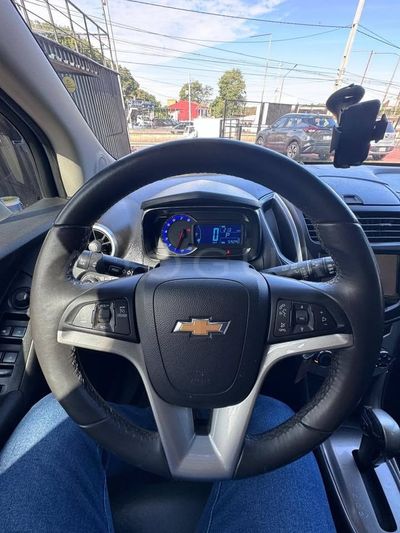 Chevrolet Tracker miniatura 2