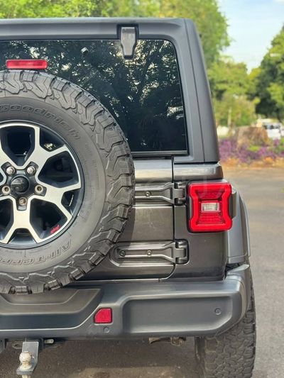 Jeep Wrangler miniatura 8