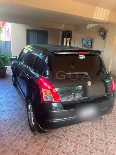 Suzuki Swift miniatura 4
