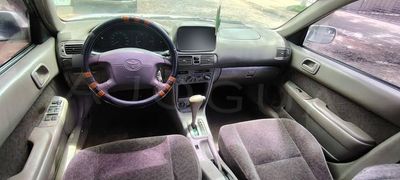 Toyota Corolla miniatura 3