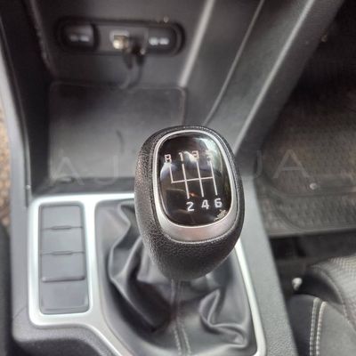 Kia Sportage miniatura 6