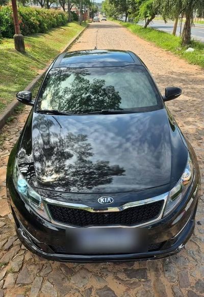 Kia K5 miniatura 3