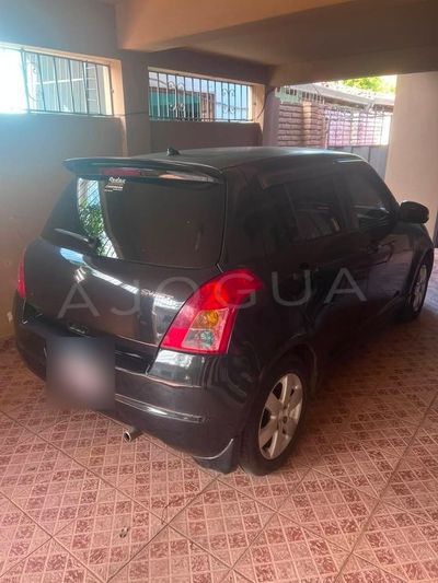 Suzuki Swift miniatura 2