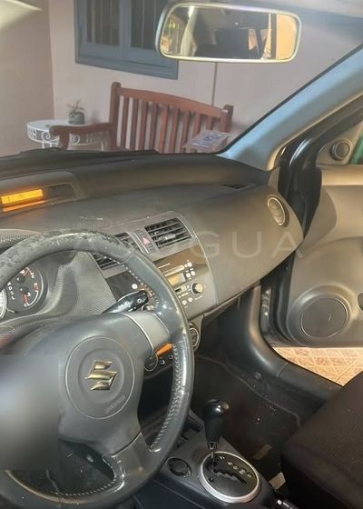 Suzuki Swift miniatura 8