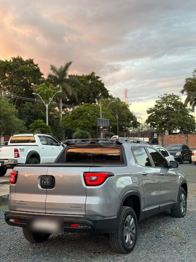 Fiat Toro miniatura 2