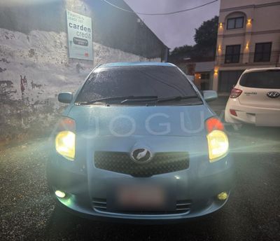 Toyota Vitz thumbnail 1