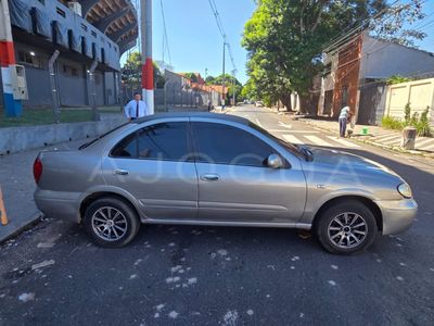 Nissan Sylphy miniatura 3