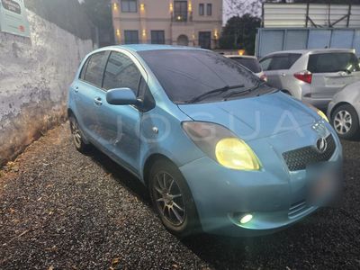 Toyota Vitz miniatura 8