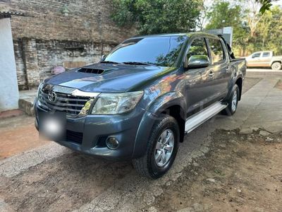 Toyota Hilux miniatura 8