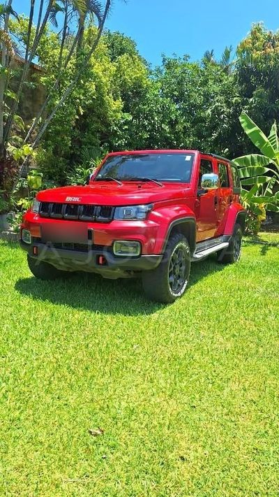 BAIC BJ40 thumbnail 1