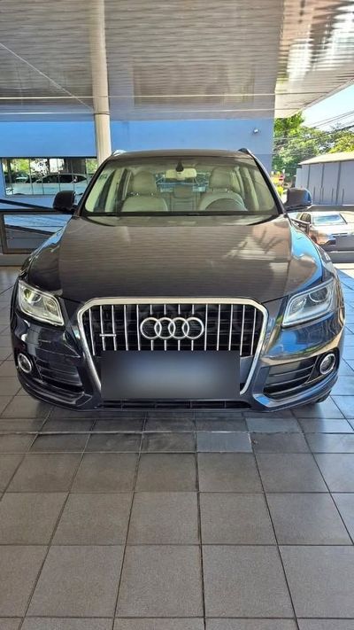 Audi Q5 thumbnail 1