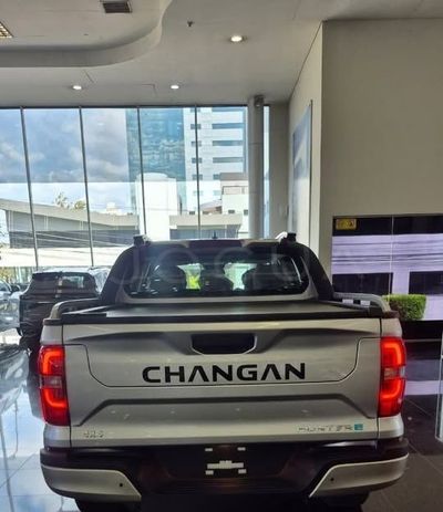 Changan Hunter Reev miniatura 3