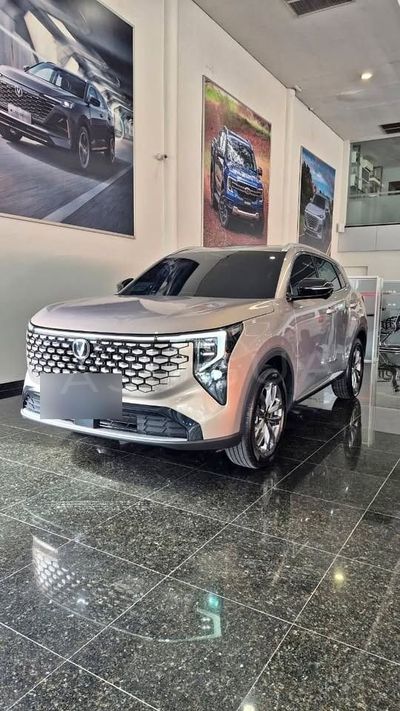 Changan CS55 thumbnail 1