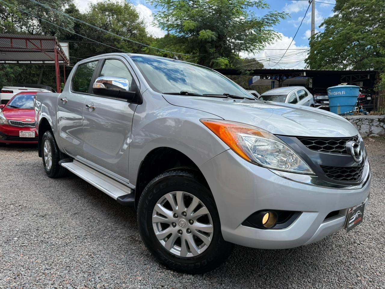 Mazda BT-50 image 1