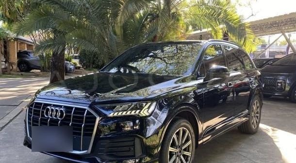 Audi Q7 image 1