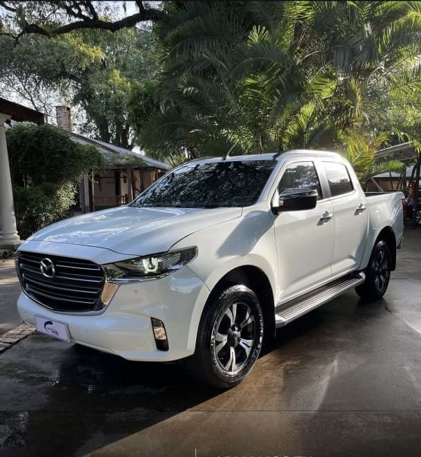 Mazda BT-50 image 1