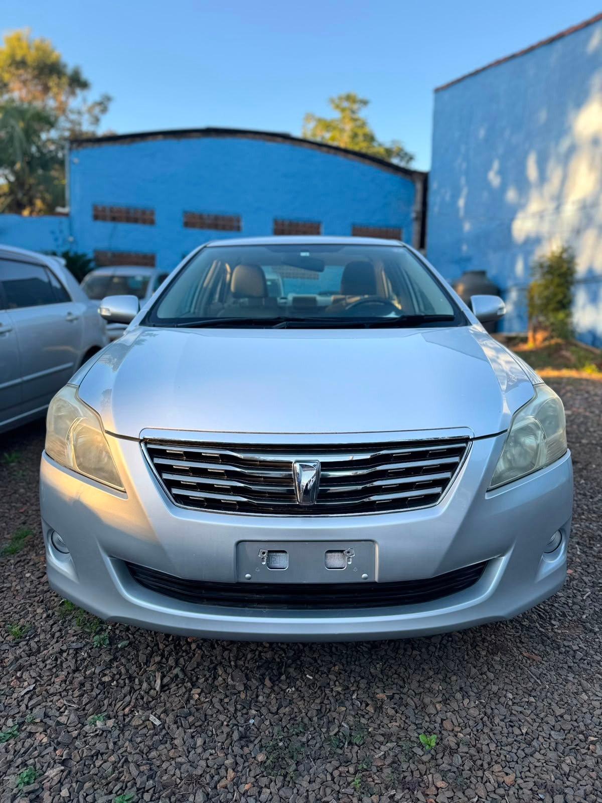 Toyota Premio image 1