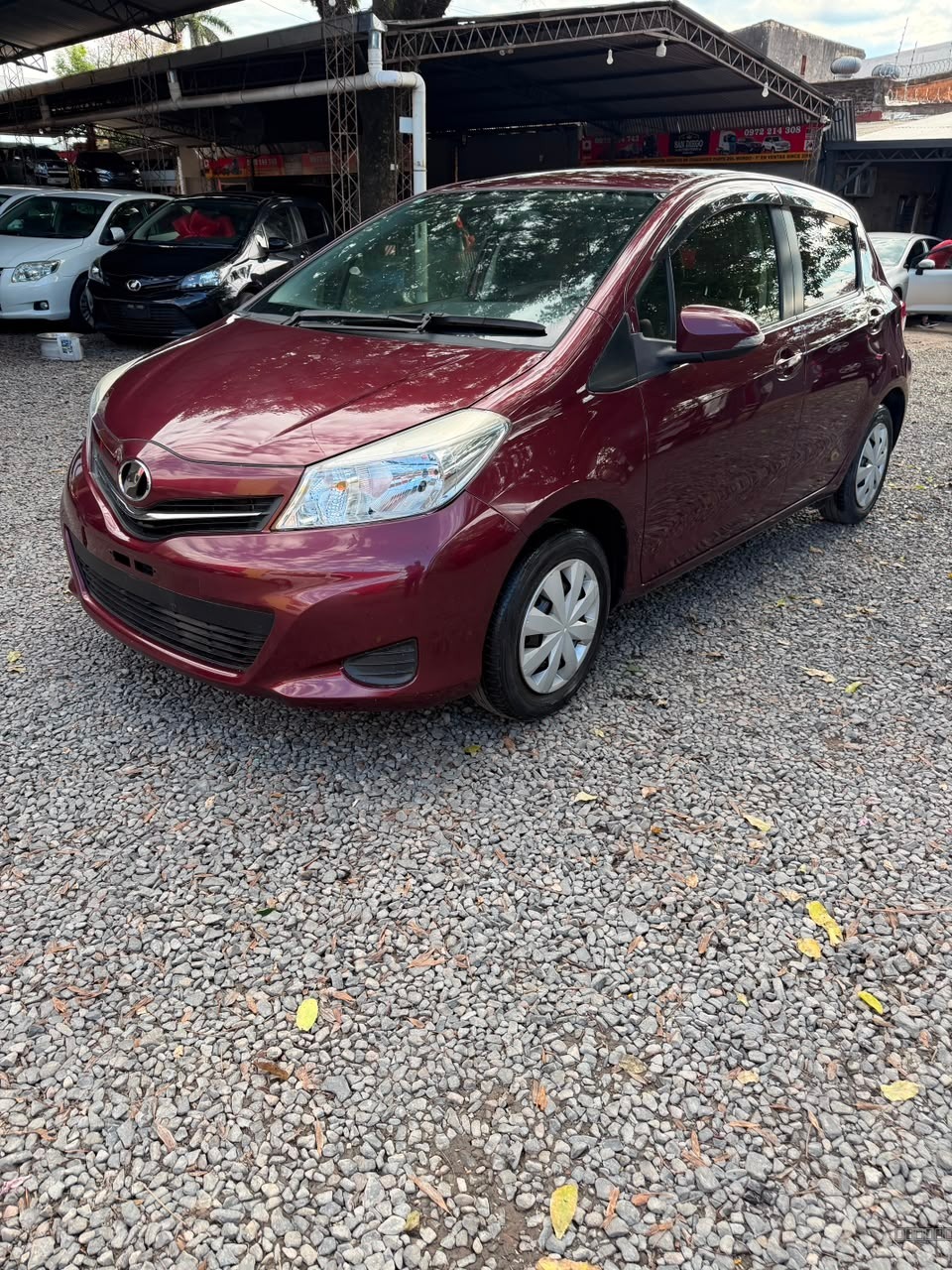 Toyota Vitz image 1