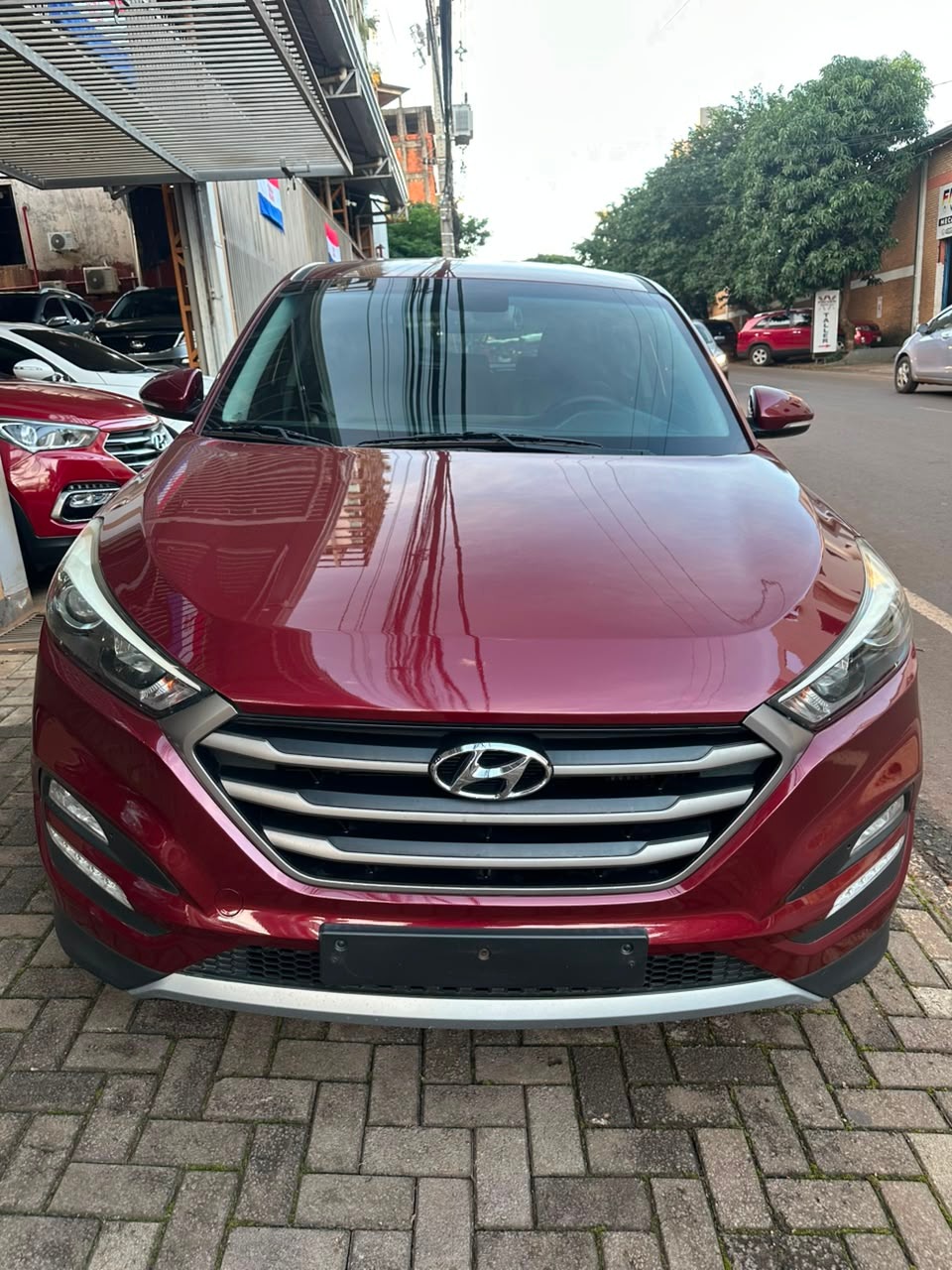 Hyundai Tucson image 1