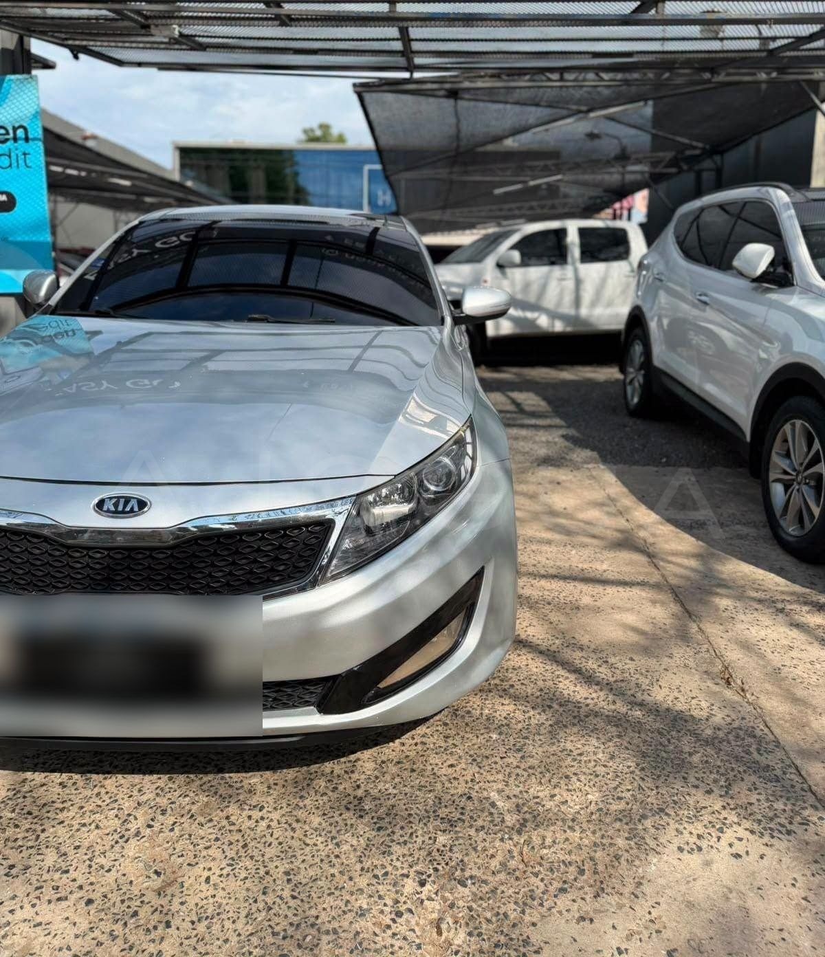 Kia K5 image 1