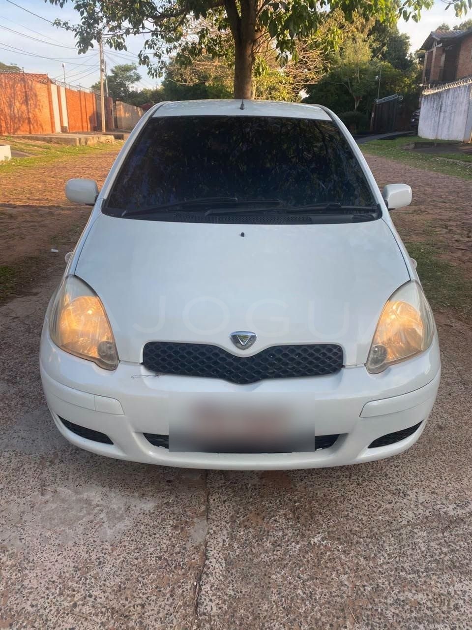Toyota Vitz image 1