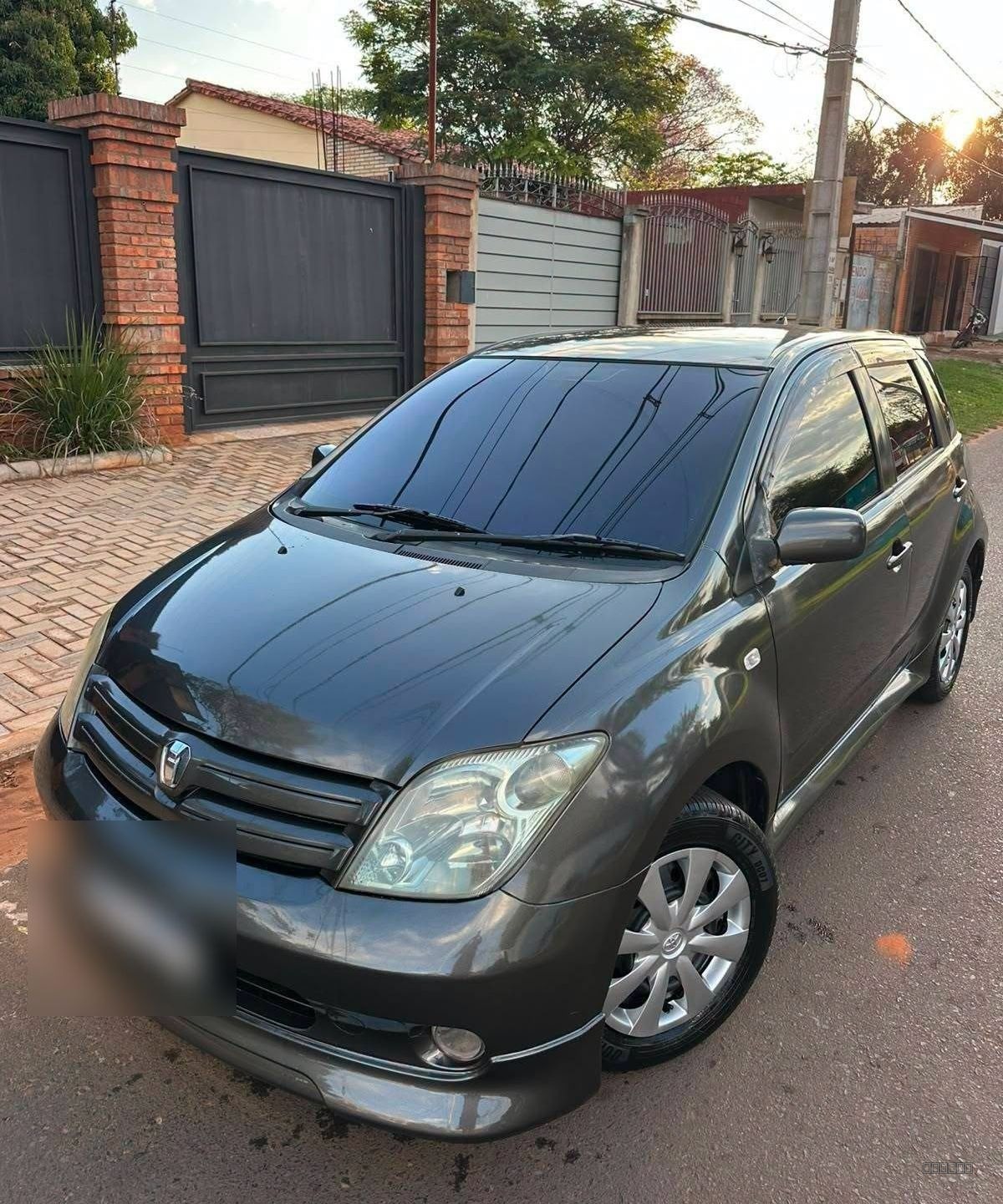 Toyota Ist image 1