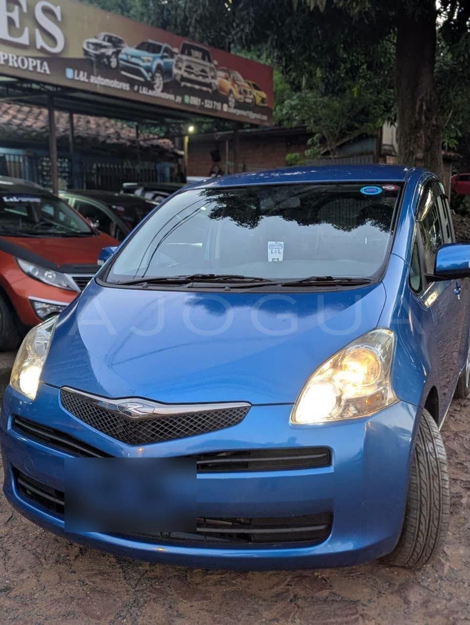 Toyota Ractis image 1