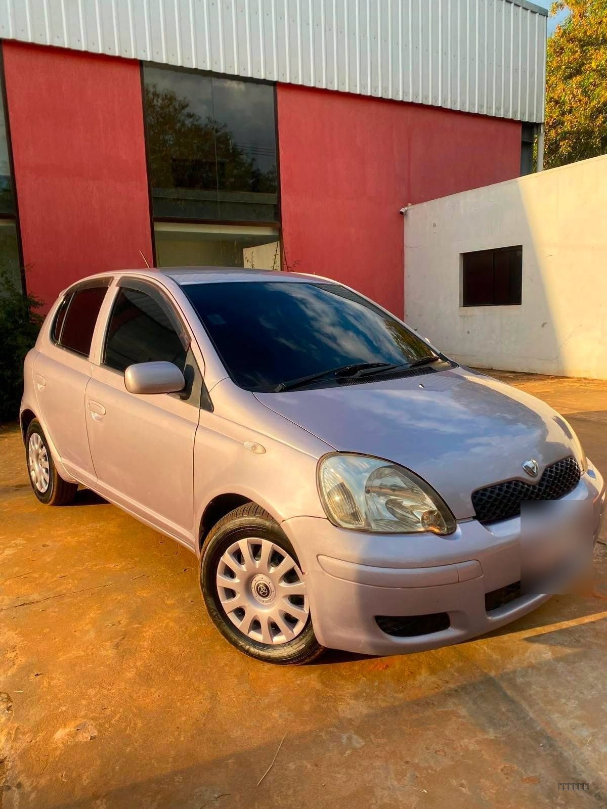 Toyota Vitz image 1