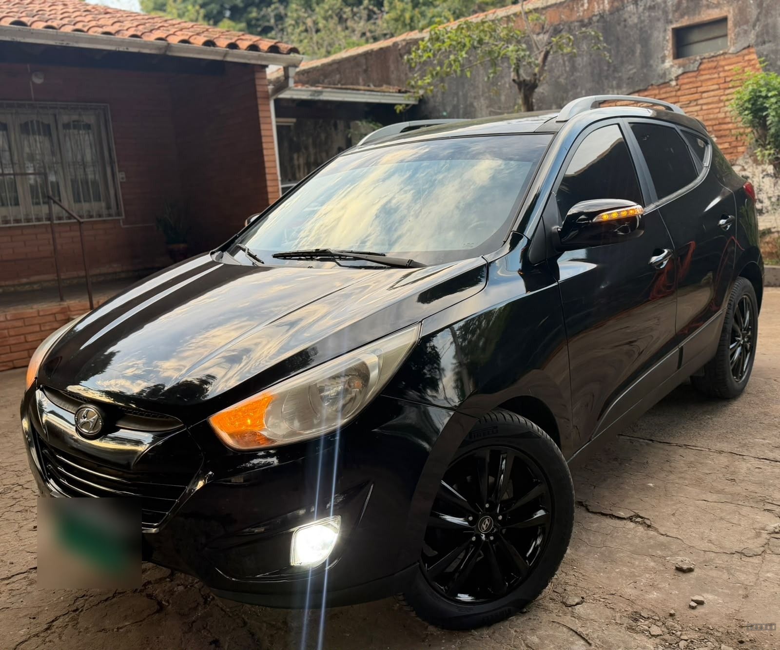 Hyundai Tucson image 1
