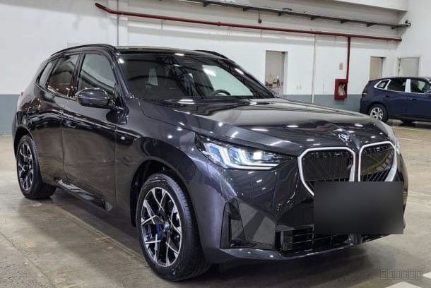 BMW X3 image 1