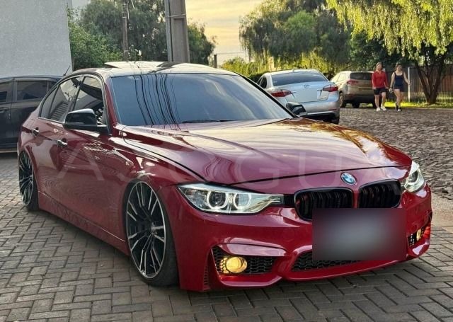 BMW 320 image 1