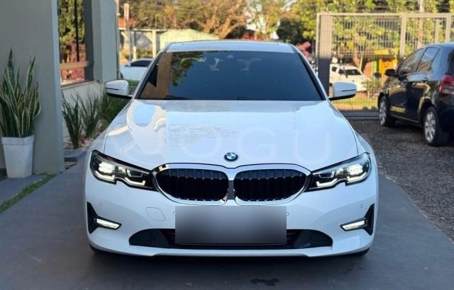 BMW 320 image 1